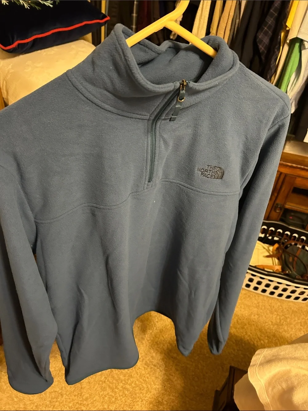 The North Face Men's Slate Blue Half-Zip Fleece Pullover